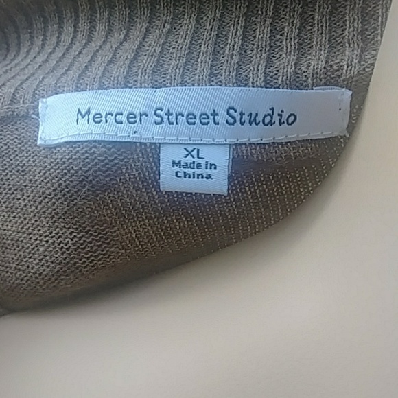 Mercer Street Studio Sweater - Picture 8 of 8